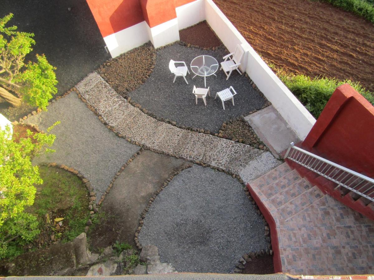 Albergue San Jose De Los Llanos Buitenkant foto